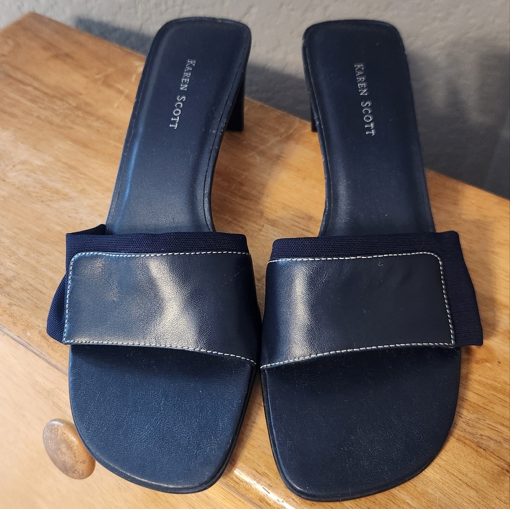 Karen Scott‎ Navy Slip-On Dress Sandal, Low Heel, Size 7
